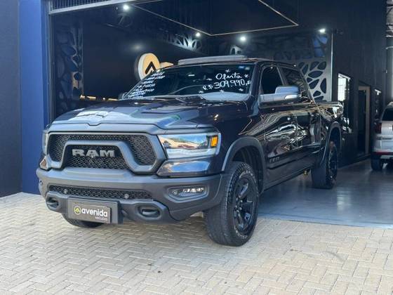 RAM 1500 5.7 V8 GASOLINA REBEL CD 4X4 AUTOMÁTICO RAM 1500 5.7 V8 GASOLINA REBEL CD 4X4 AUTOMÁTICO